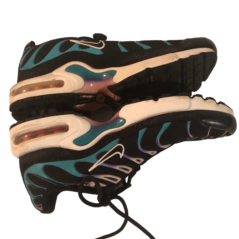 NIKE Tn Air Max “Have a Nike Day” Athletic Sneakers. - Picture 3 of 11